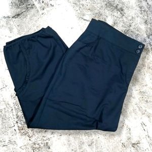 Ardoise Women's Capris Size 18 Dressy Hi-Rise Capris Black Scalloped Detail